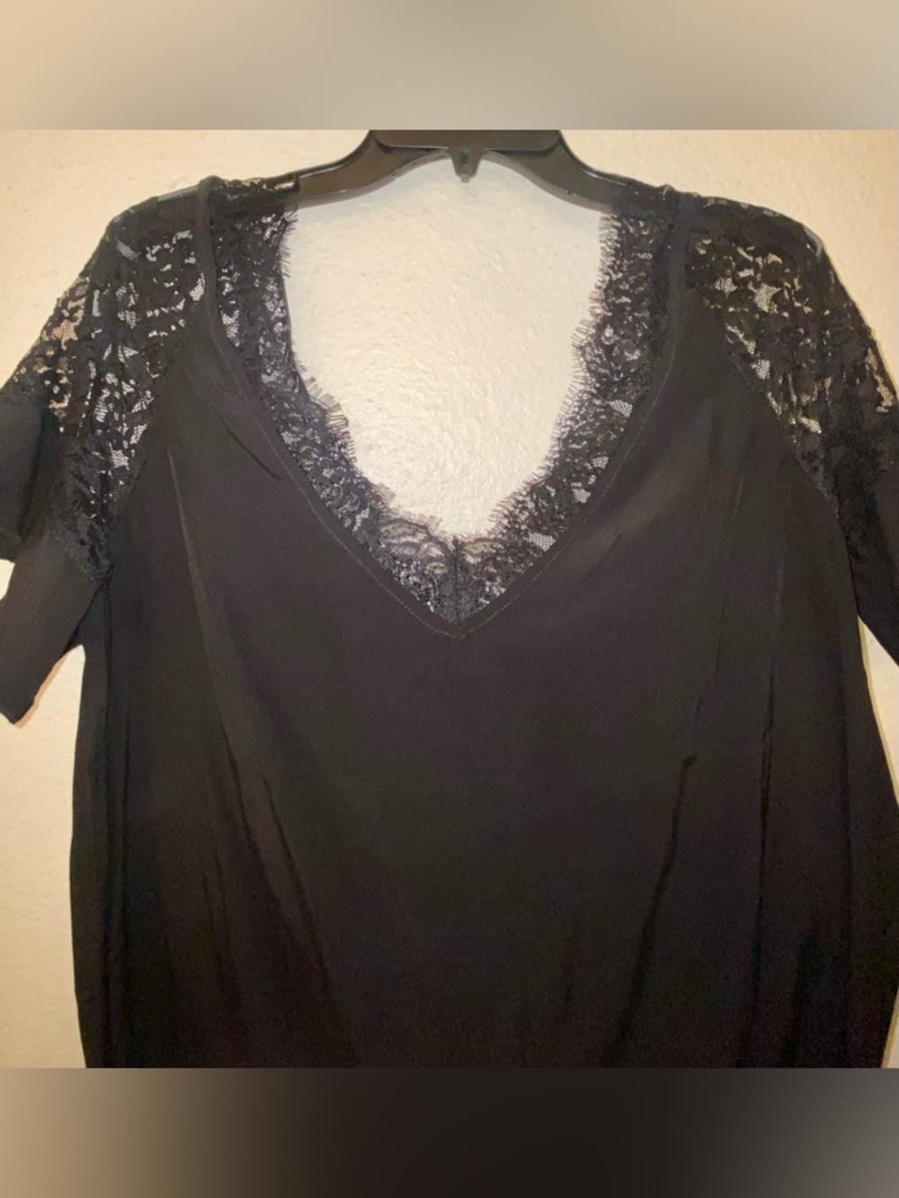 Black Lace Trim V-Neck Short Sleeve Dress